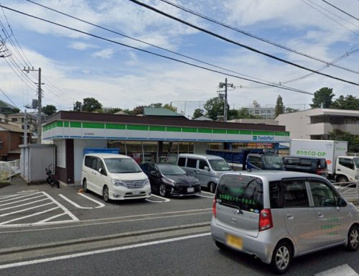 ファミリーマート 金沢富岡店の画像1