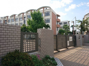 大阪市立義務教育学校生野未来学園の画像2