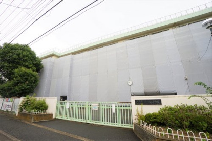 世田谷区立上祖師谷中学校の画像1