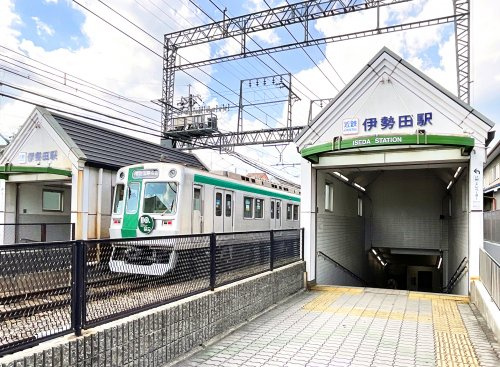 近鉄京都線【伊勢田駅】の画像