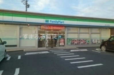 ファミリーマート 豊川小坂井才ノ木店の画像1