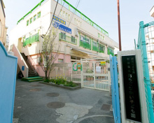 新宿区立 おちごなかい子ども園幼児園舎