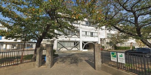 岸和田市立春木中学校の画像