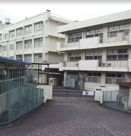 横浜市立東野中学校の画像1