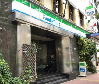 ファミリーマート 横浜元浜町店の画像1