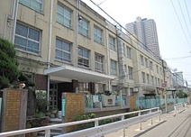 大阪市立南市岡小学校