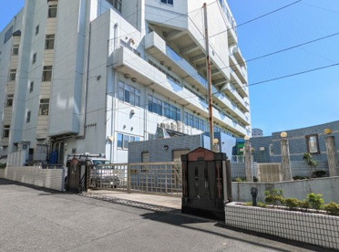 文京区立茗台中学校の画像2