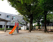 新宿区立八幡公園
