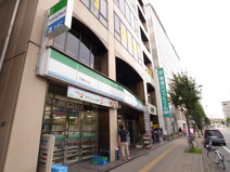 ファミリーマート　千葉駅北口店