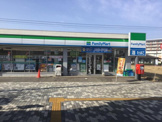 ファミリーマート 小室駅前店