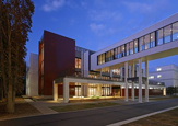 北里大学薬学部 白金キャンパス