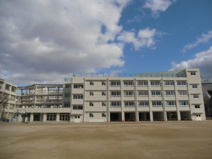 豊中市立桜井谷東小学校
