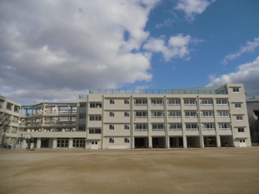 豊中市立桜井谷東小学校の画像1