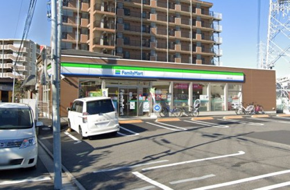 ファミリーマート白鳥四丁目店の画像1