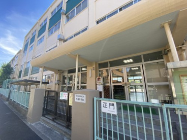 葛飾区立双葉中学校の画像2