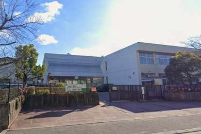 亀岡市立詳徳中学校の画像1