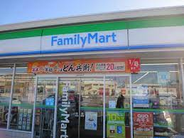 ファミリーマート 緑寅新田店の画像1