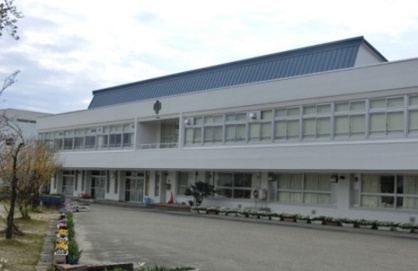 新潟市立味方小学校の画像1