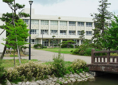 新潟市立味方中学校の画像1