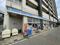 ローソン　門真南駅前店