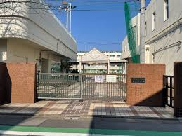 葛飾区立青戸中学校の画像1