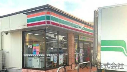 セブンイレブン 第2横田ゲート店の画像1