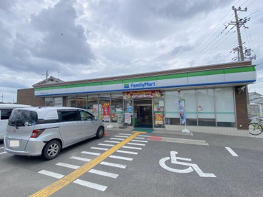 ファミリーマート 富田林中野町一丁目店の画像1