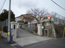 飛松中学校