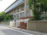 鷹取中学校