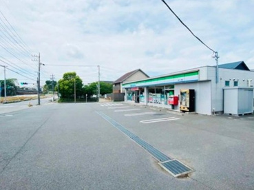 ファミリーマート 藤沢下土棚店の画像1