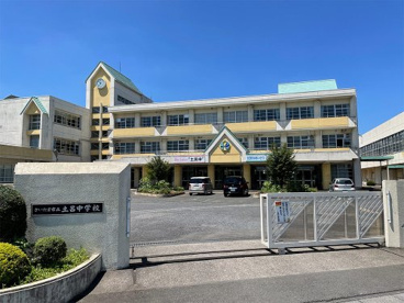 さいたま市立土呂中学校の画像1