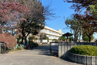 北本市立中丸小学校の画像1