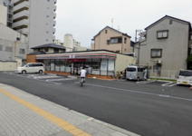 セブンイレブン　京阪本通店