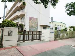市川市立第三中学校の画像1