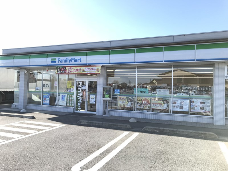 ファミリーマート 鴻巣大芦店の画像