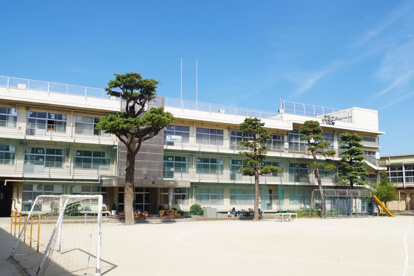 市川小学校の画像1