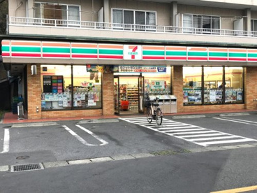 セブンイレブン 川崎平店の画像1