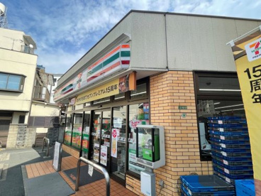 セブンイレブン世田谷下馬北店の画像1