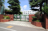 上高田小学校