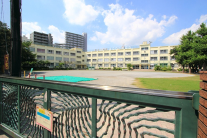 中野本郷小学校の画像3