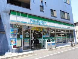 ファミリーマート 亀山西新井本町店の画像1