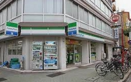 ファミリーマート 栄瓦通店の画像1