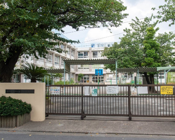 葛飾区立柴原小学校の画像1