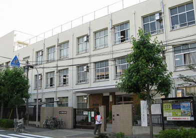 大阪市立 啓発小学校の画像1