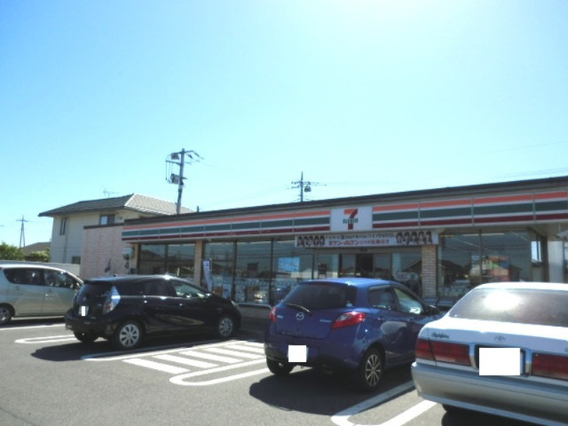 セブンイレブン 伊勢崎南千木町店の画像
