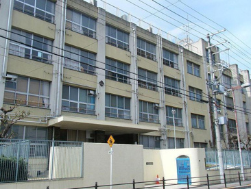 大阪市立鯰江東小学校の画像1