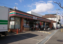 セブンイレブン　上ケ原十番町店