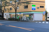 ファミリーマート中野新井店