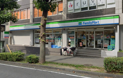 ファミリーマート 横浜沢渡店の画像1