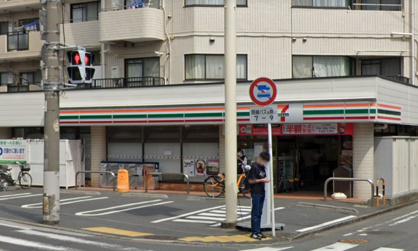 セブンイレブン 横浜北寺尾4丁目店の画像1